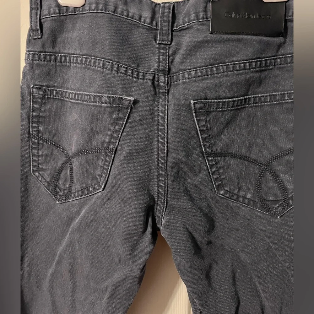 Boys Calvin Klein dark gray Skinny Jeans size 10